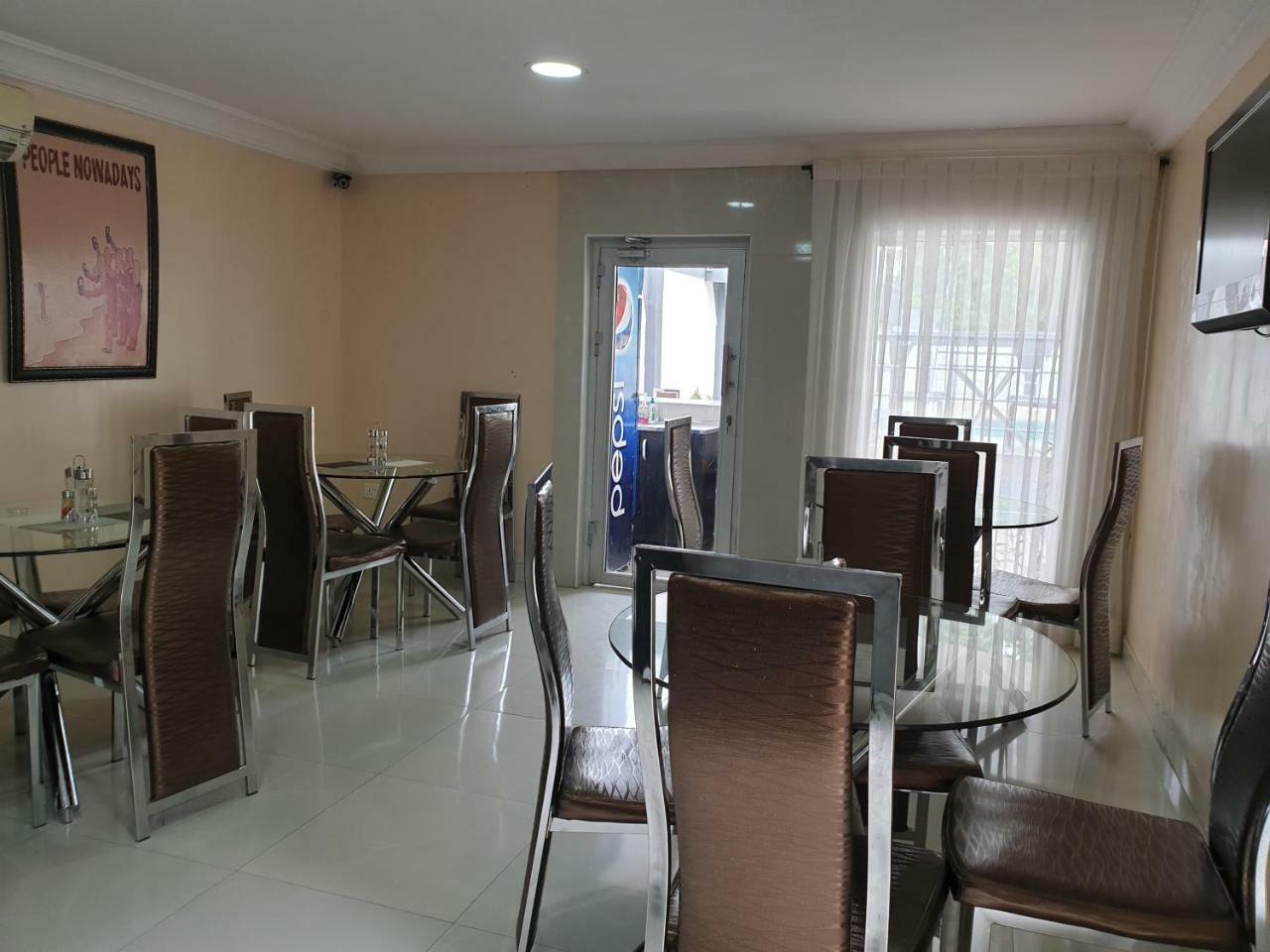 Primal Aparthotel Ikoyi ラゴス エクステリア 写真